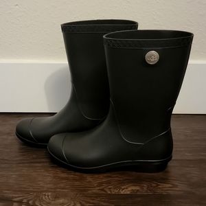 Ugg fur soled rainboots